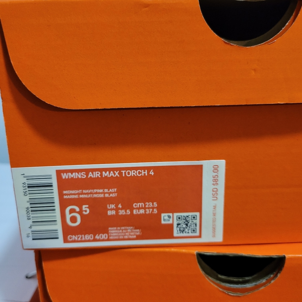 Women's Nike Airmax Torch 4